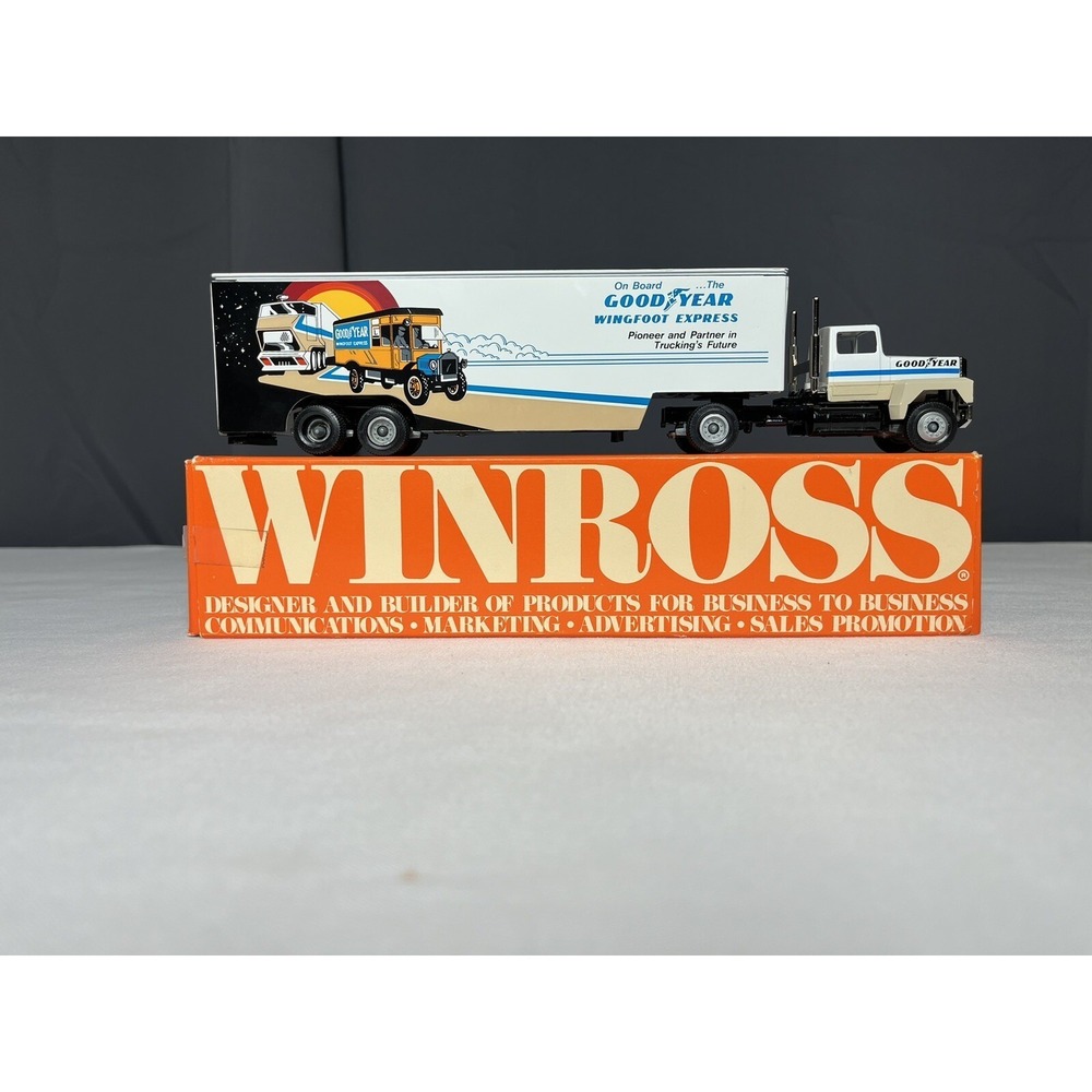 Vintage Winross Good Year 1/64 diecast semi truck and trailer /w box.‎